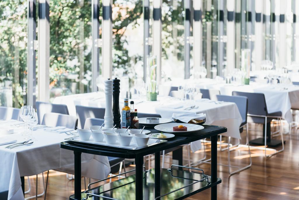 Hotel Privo Тыргу-Муреш Экстерьер фото